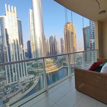 One Bedroom Apartment With Pool & Gym Near Marina ドバイ エクステリア 写真
