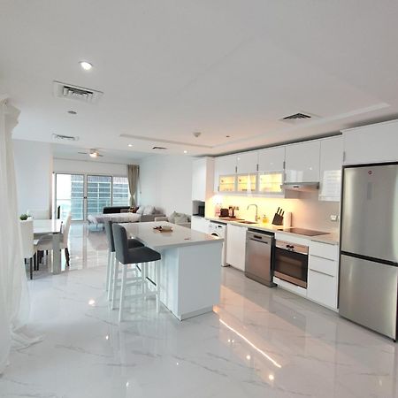 One Bedroom Apartment With Pool & Gym Near Marina ドバイ エクステリア 写真