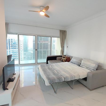 One Bedroom Apartment With Pool & Gym Near Marina ドバイ エクステリア 写真